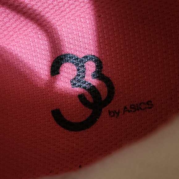 Asics size 11 gel blur 33 pink tennis shoes - Picture 5 of 7